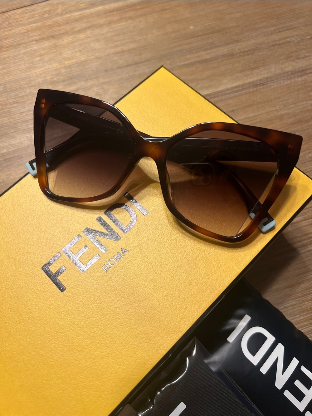 Fendi Women’s Cut Out Leanse Tortoiseshell Cat-Eye Sunglasses